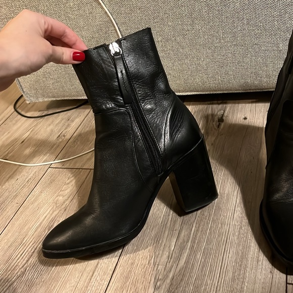 Intervalle heeled booties worn a few times in excellent condition! - Picture 2 of 4